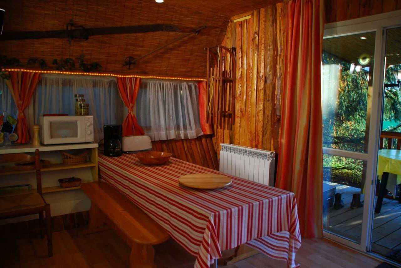 Chalets Des Trois Hetres Plombières-les-Bains Esterno foto